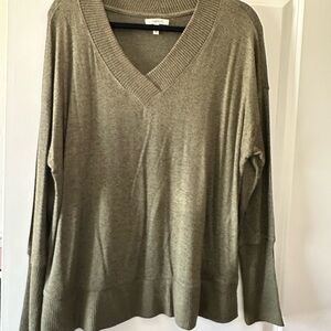 Maurices V-Neck Lightweight Olive Green Women's Sweater